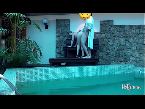 ❤️ Boss invites the maid to the pool but can't resist a hot Sluts at en-gb.naughtyhentai.ru ❌️❤